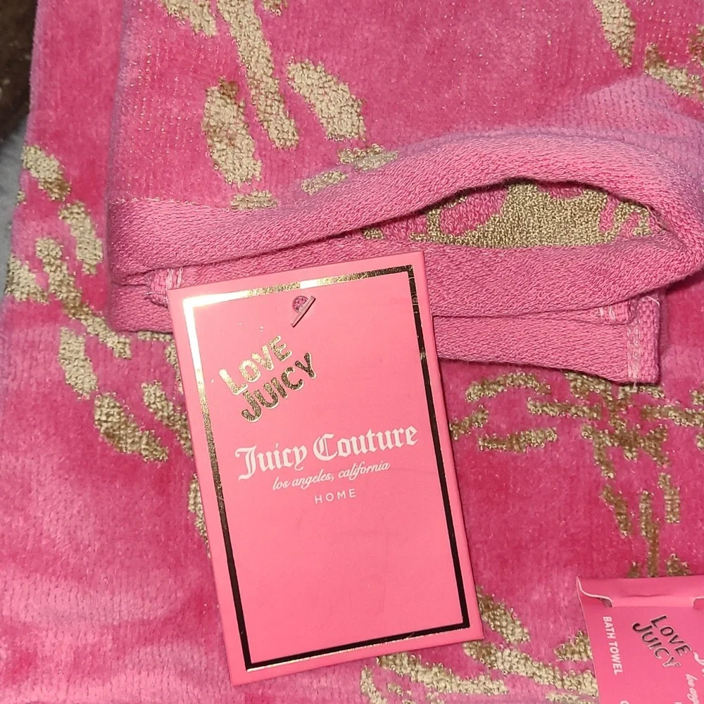 Juicy Couture Pink Towel Set with Gold Accents